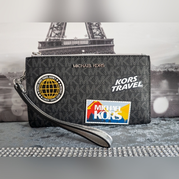 Michael Kors-NWT-Jet Set Travel Large Embellished Signature Logo Wristlet-Black - Picture 3 of 16